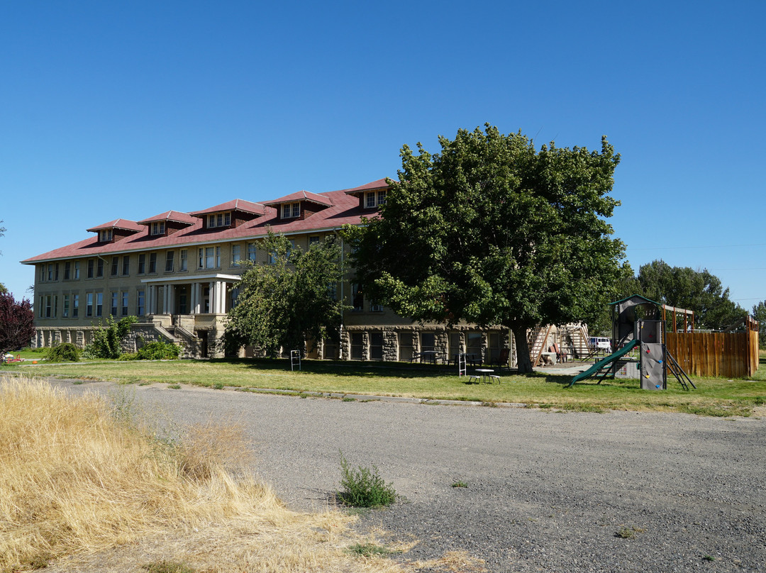 Gooding University Inn & Resort主图