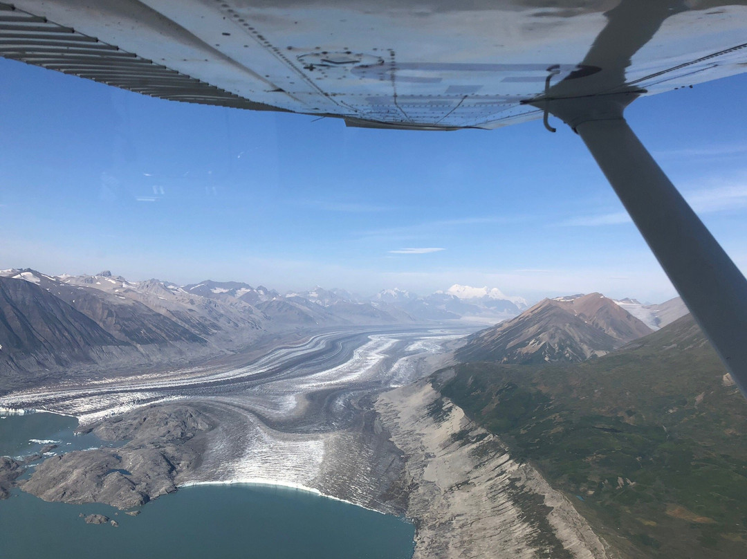 Kluane Glacier Air Tours景点图片