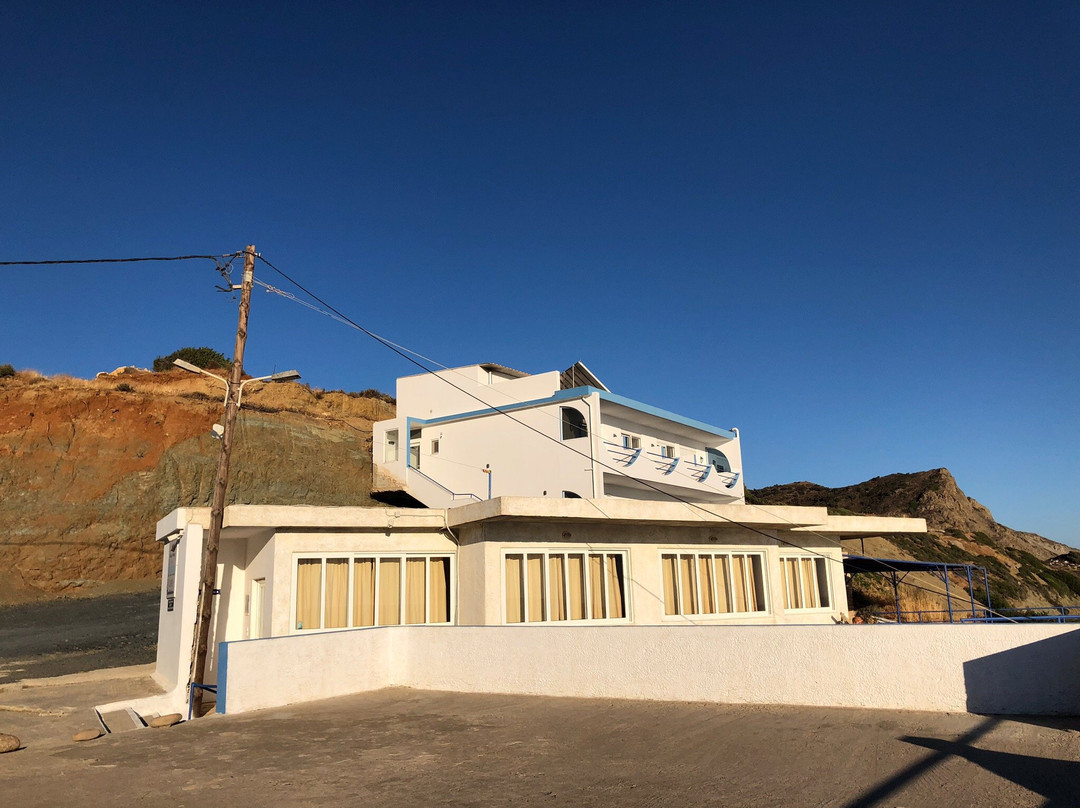 Pavlos' Place Triopetra Beach主图