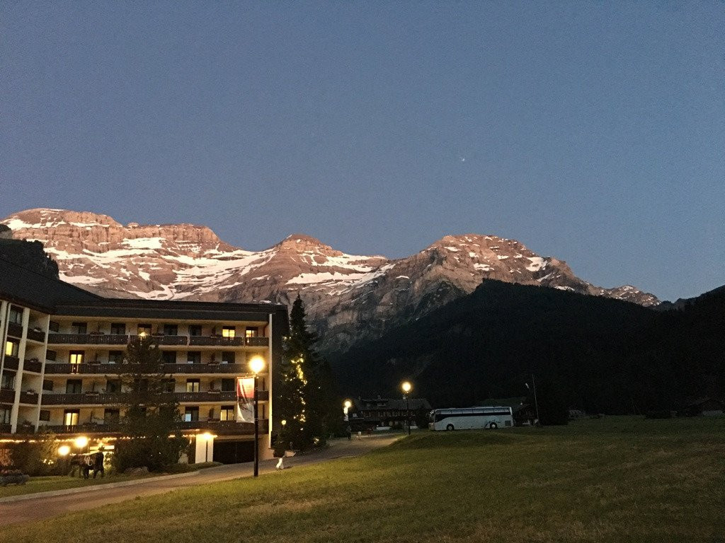 The Glacier Hotel主图