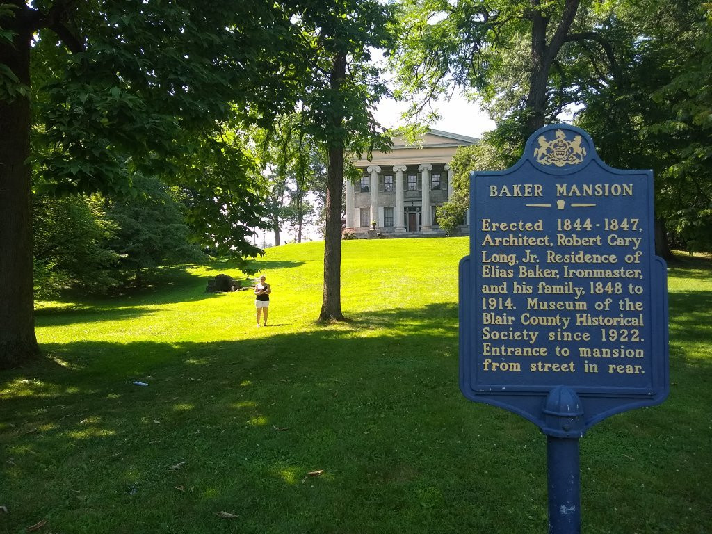 Baker Mansion History Museum景点图片