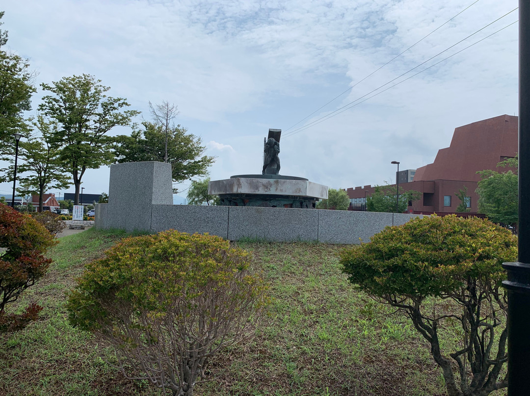 Kashiwazaki Ekimae Park景点图片