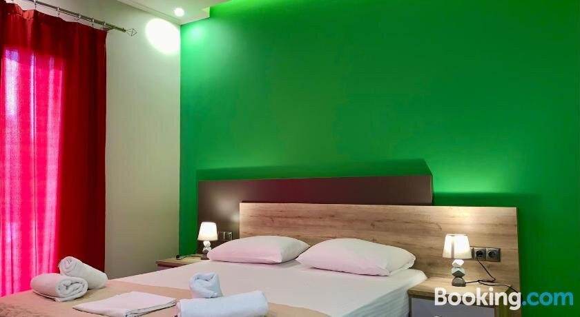 Elia Beach Apartments Vrachos