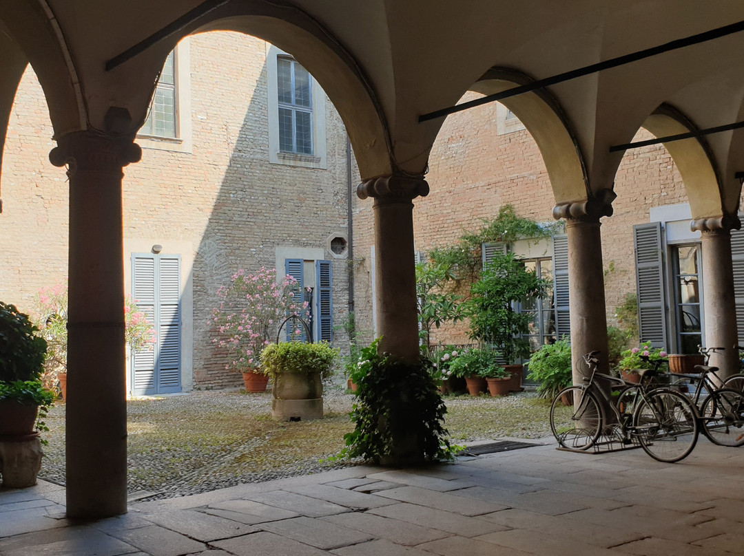 Palazzo Mozzanica-洛迪必去景点