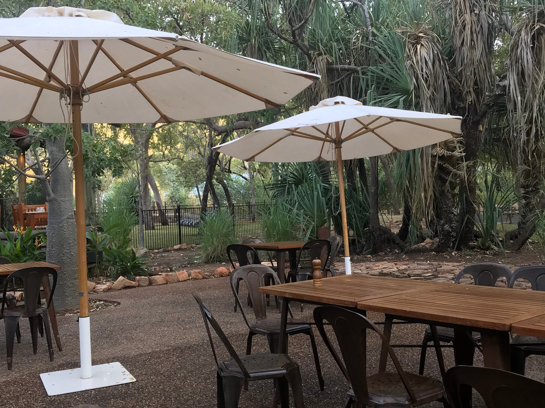 艾玛乔治度假酒店主图