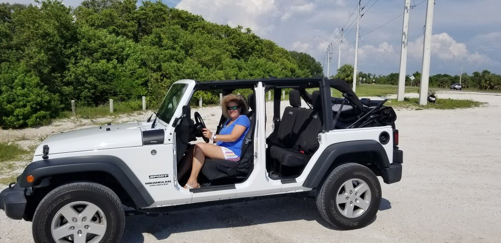 Island Jeep Excursions-布雷登顿必去景点