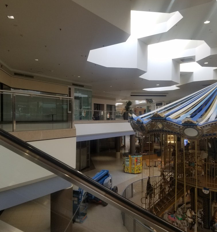 Chesterfield Mall-切斯特菲尔德必去景点