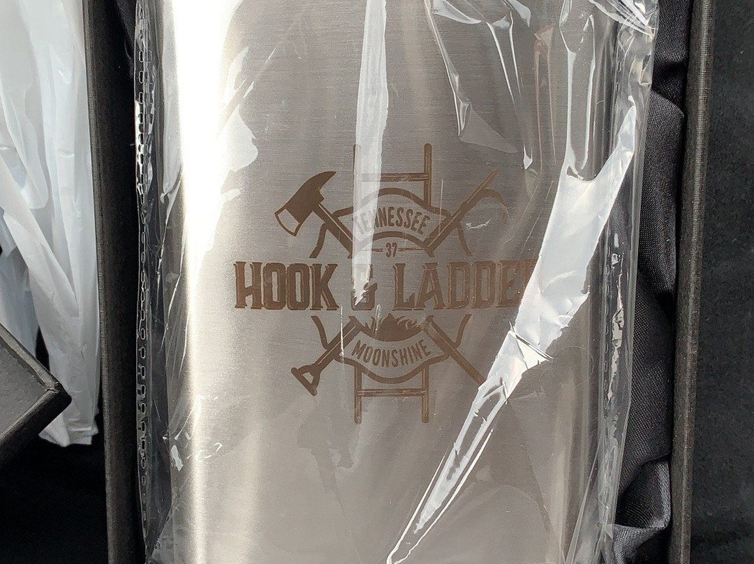 Hook & Ladder Distillery-金斯波特必去景点