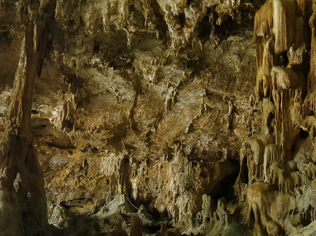 Palaha Cave-阿洛菲必去景点
