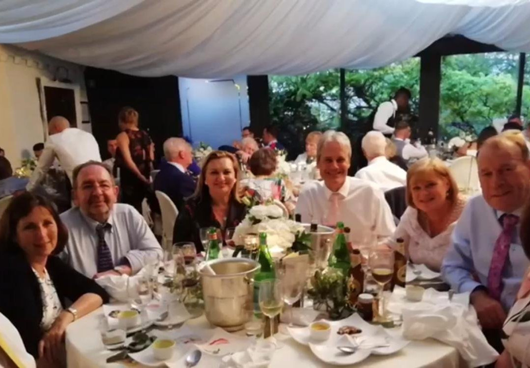 瑞雷斯杜尔罗科利酒店主图