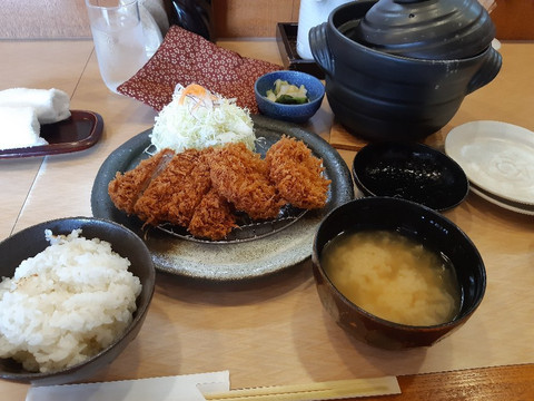 尾張とんかつ専科 銀豚