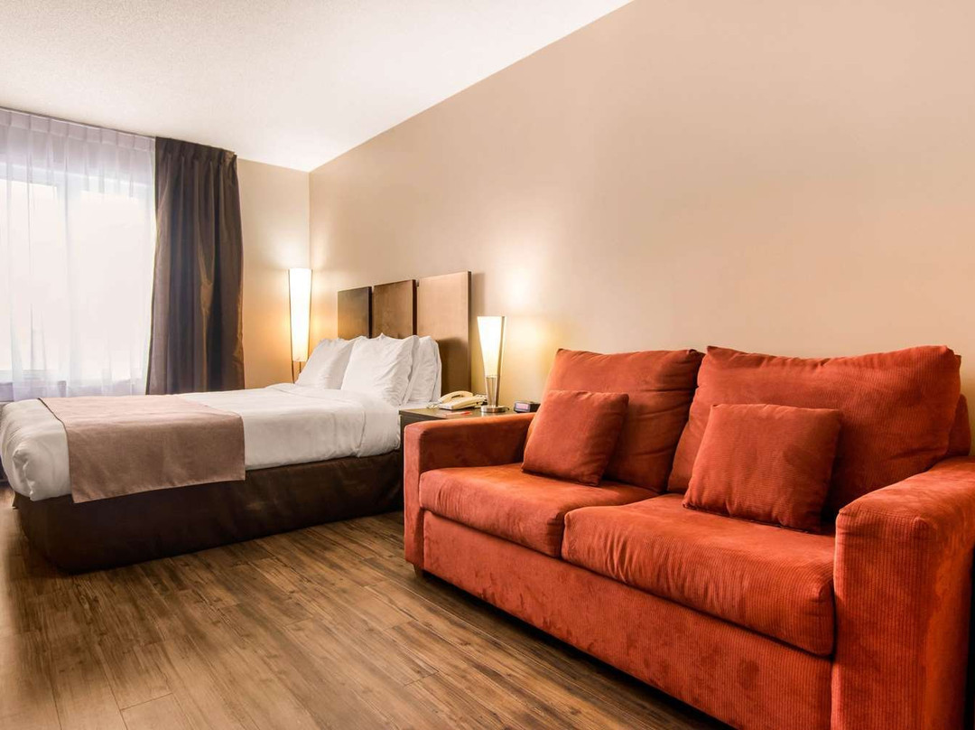 Econo Lodge St. Apollinaire主图