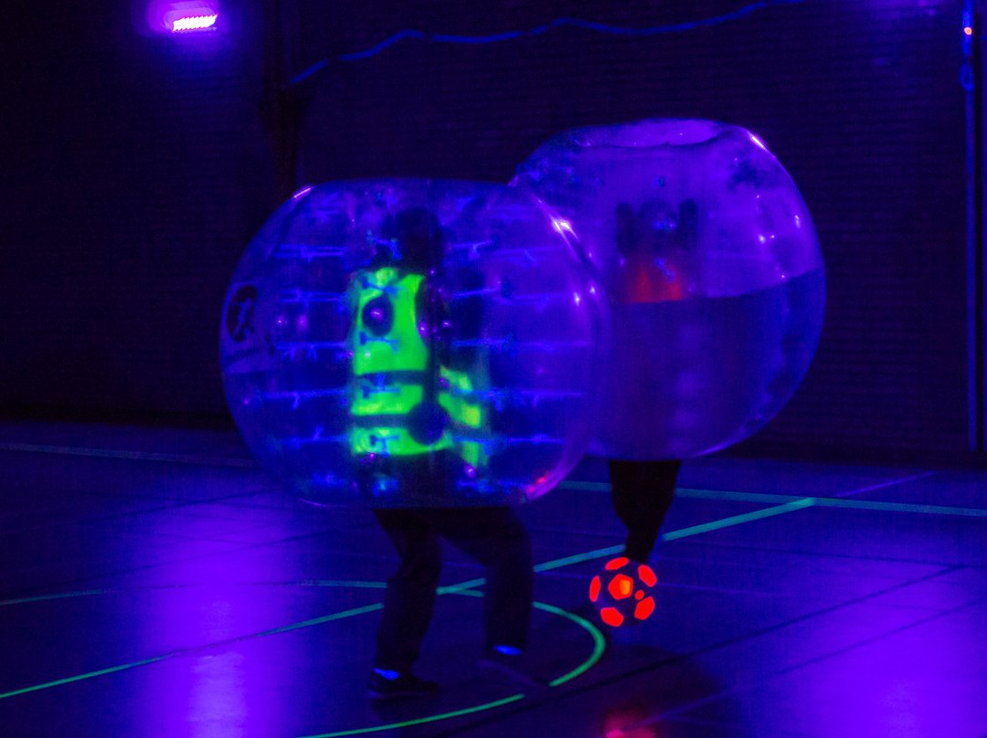 Glow & Bubble voetbal Maastricht-马斯特里赫特必去景点