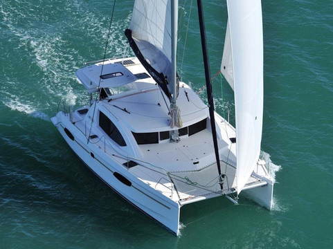 Rent Boat Phuket | Private Boat Charters-班淘海滩必去景点