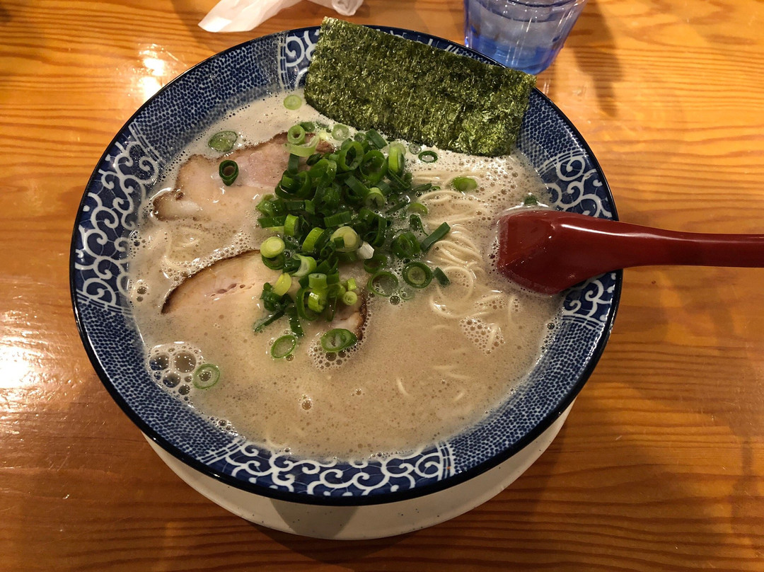 日进市餐馆和美食-Hakata Ramen Tsurukamedo Nisshin Honten