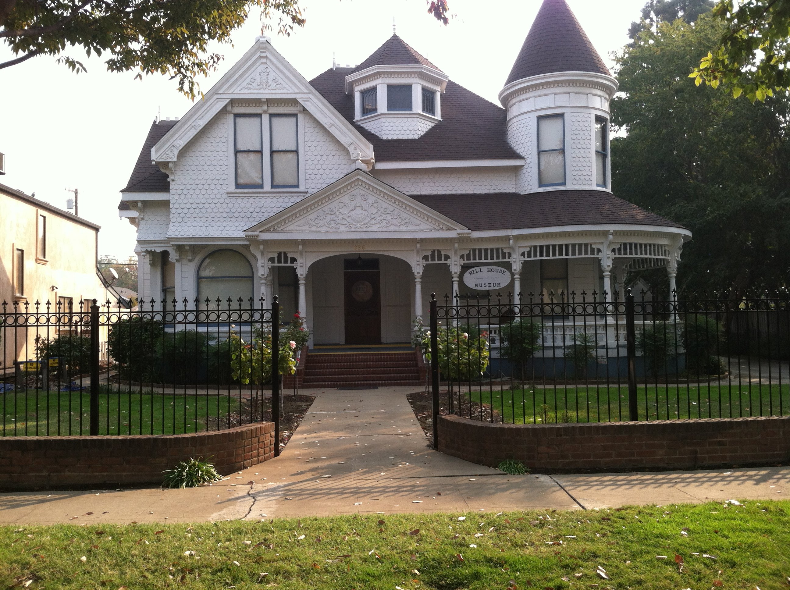 Lodi Hill House-官方