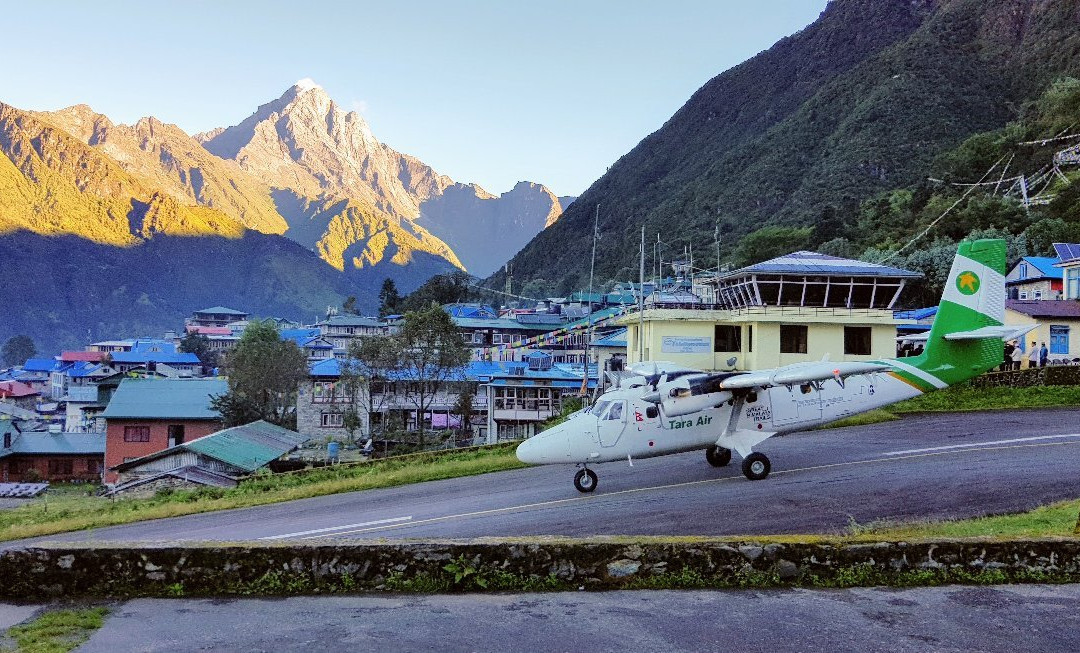 Everest Mountain Home
