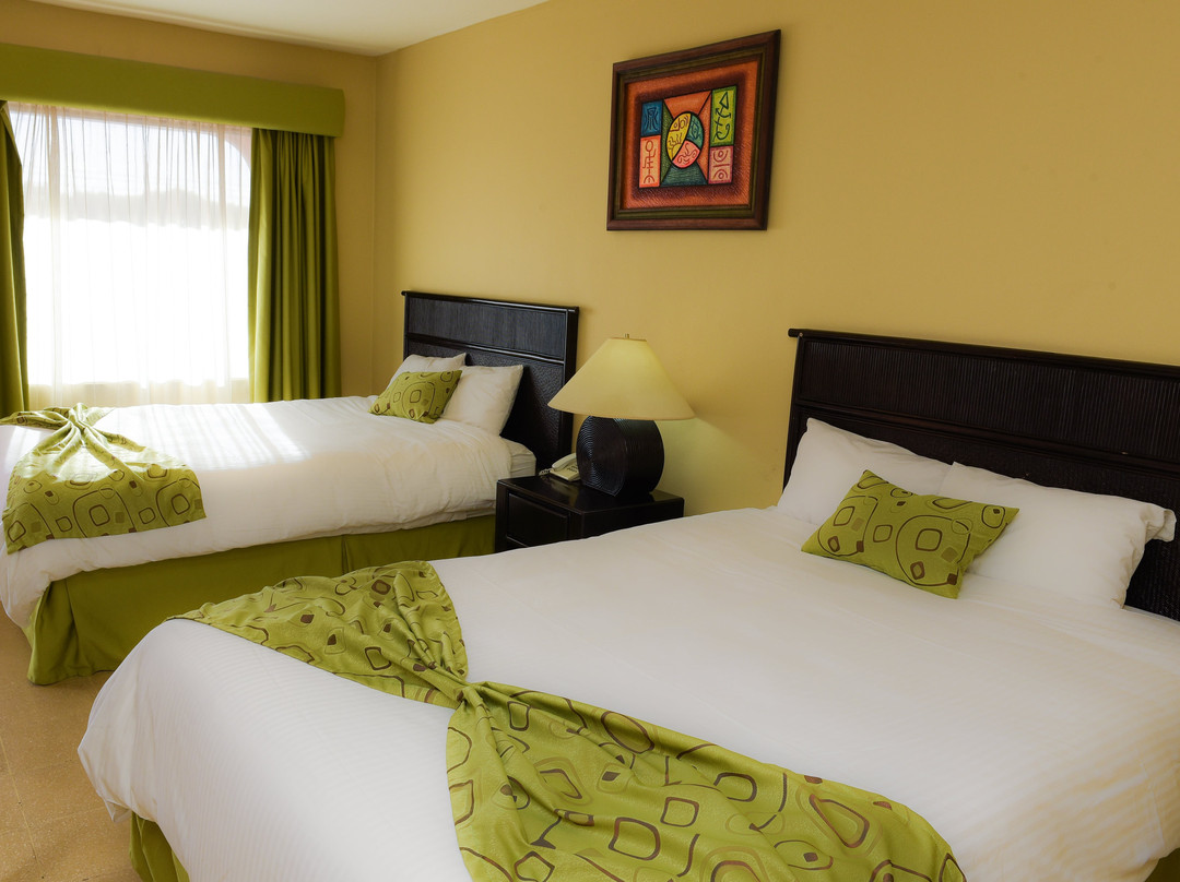 可可海滩酒店主图