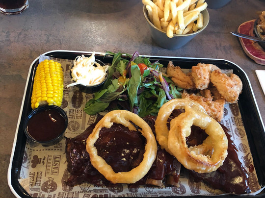 Bloomfield Shopping Centre-班戈必去景点