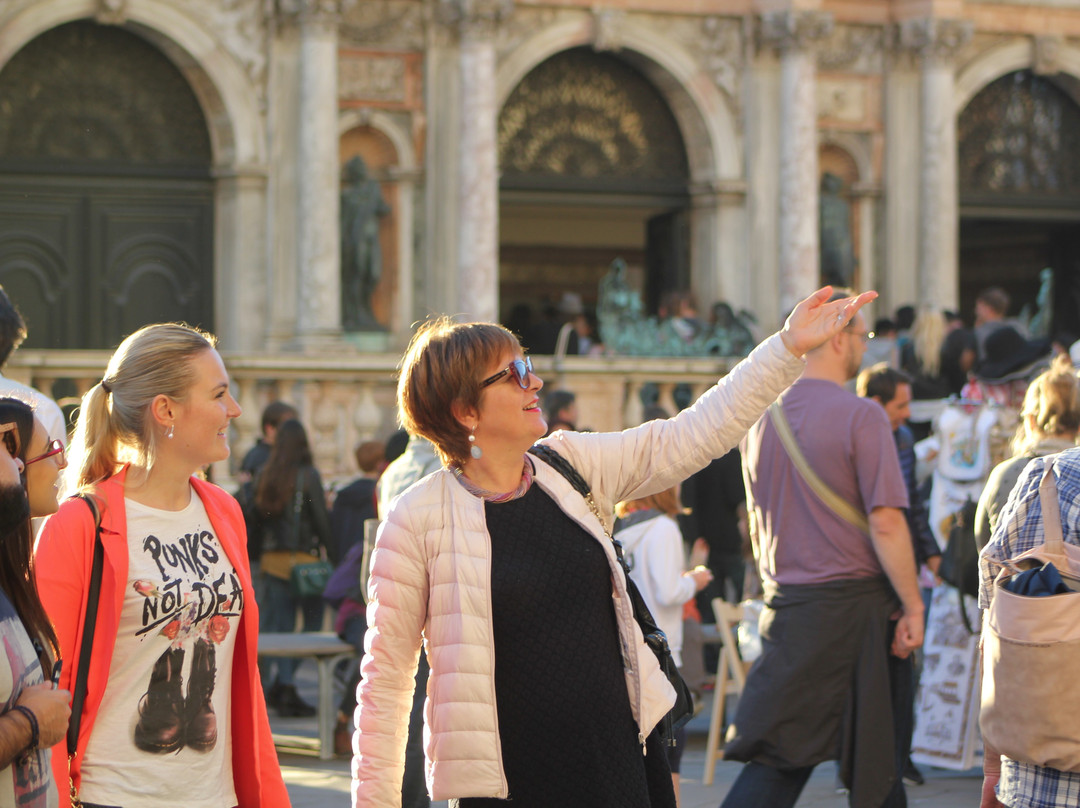 Tourist Guide in Venice and Verona in Russian - Marina-威尼斯必去景点