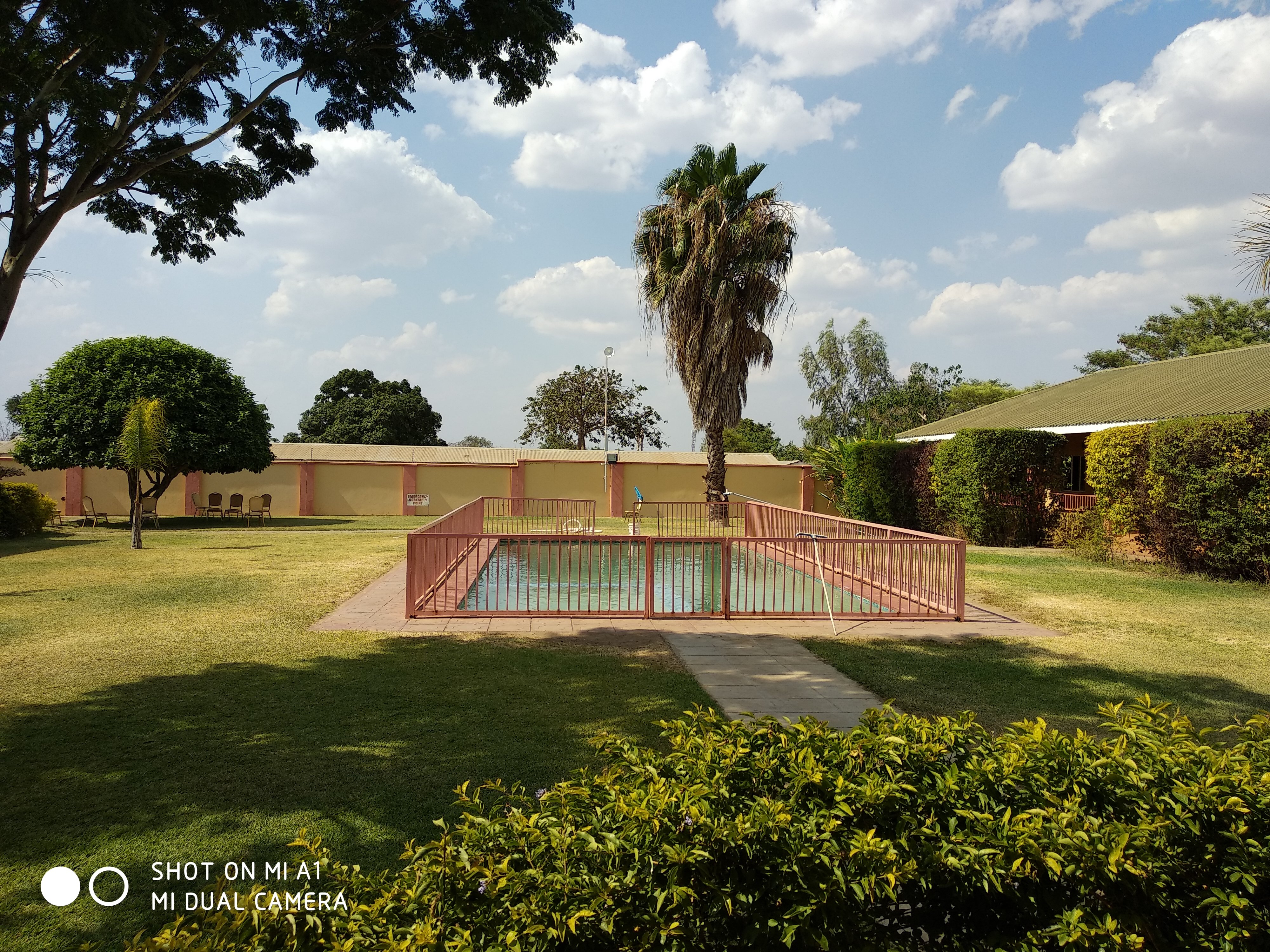 Chikho Hotel-泳池