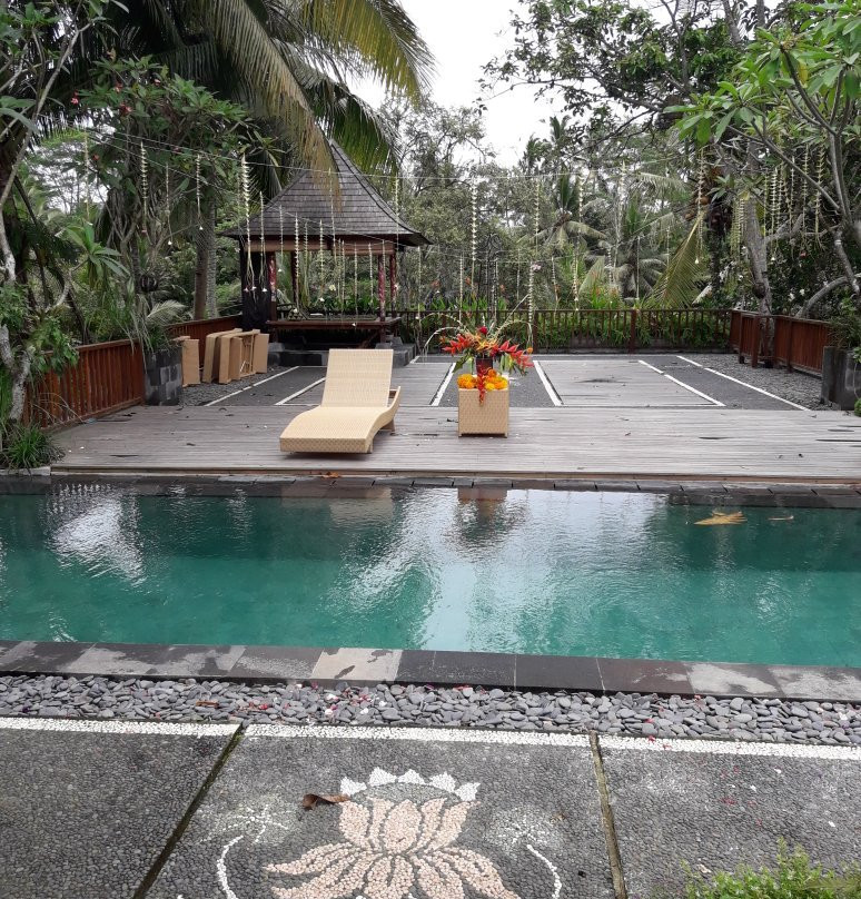 Puri Raya Villa主图