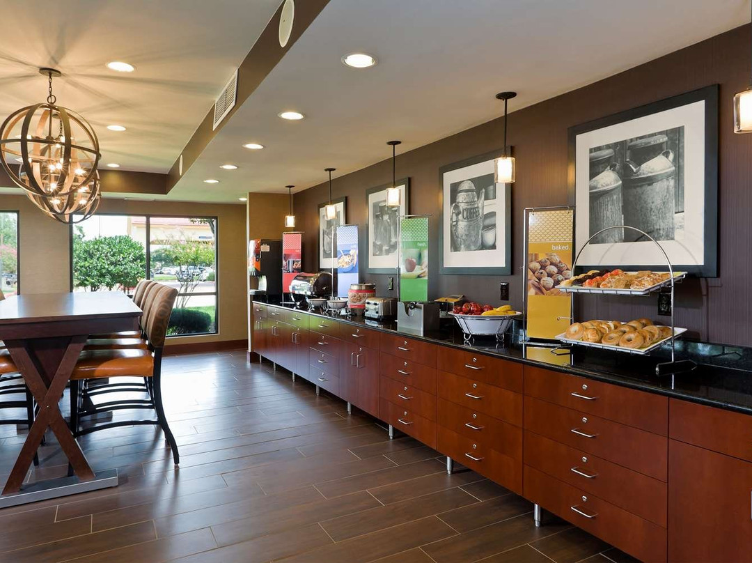 Hampton Inn Houston/stafford主图