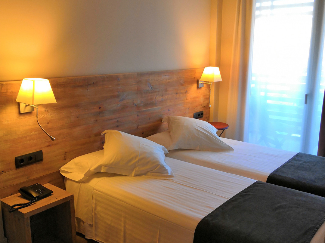 Llofriu酒店住宿-Aparthotel Arrels d'Emporda