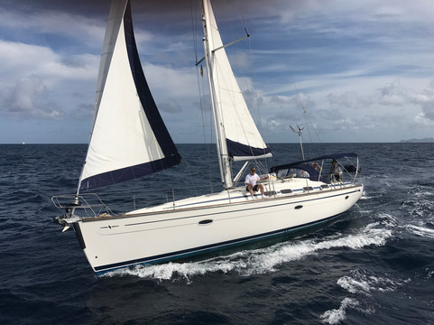 Making Waves Sailing-St. George's必去景点