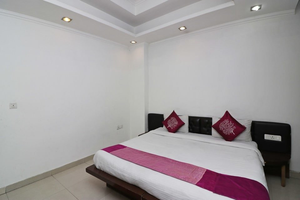 Super Collection O Sector 5 Ghaziabad主图