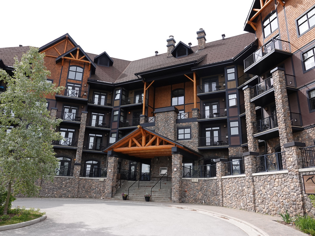 Glacier Mountaineer Lodge主图