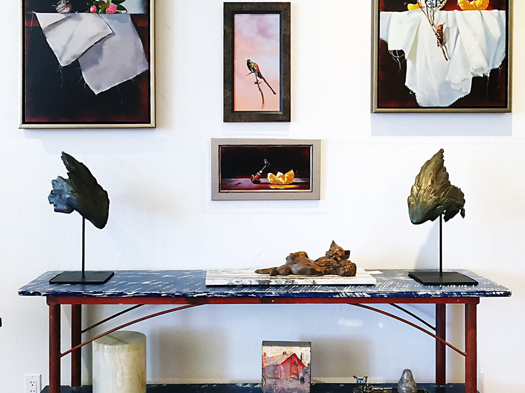 Davis & Blevins Main Street Gallery-Saint Jo必去景点