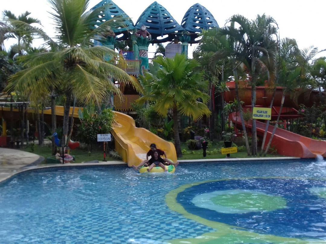 Jambooland Waterpark景点图片
