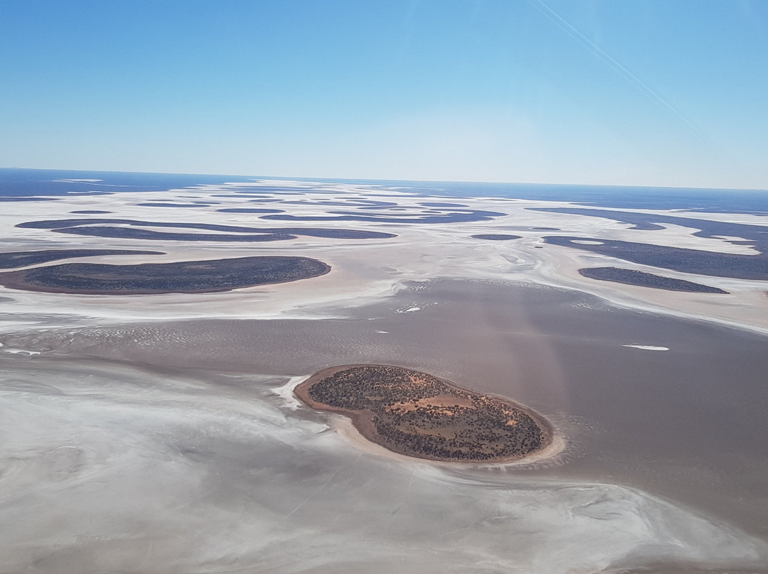 Ayers Rock Scenic Flights景点图片