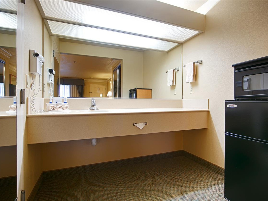 Best Western Inn & Suites Lemoore主图