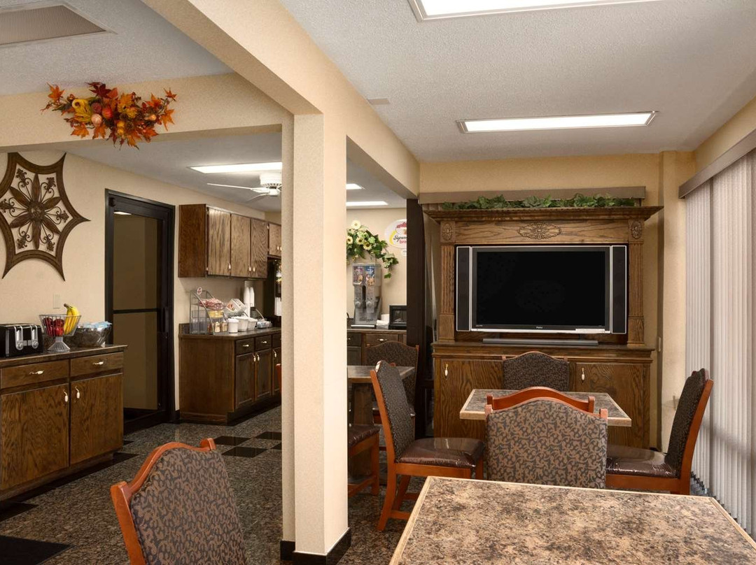 Super 8 by Wyndham Hattiesburg North主图