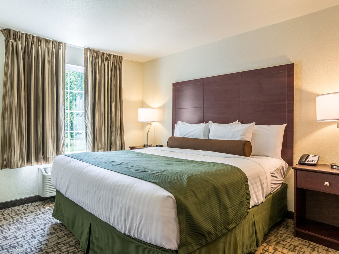 Cobblestone Hotel & Suites - Victor主图