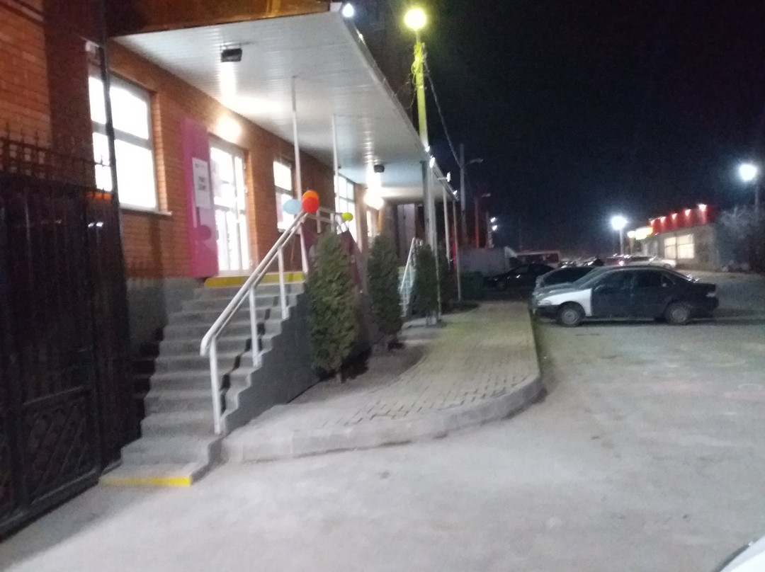 Pamir Hotel主图