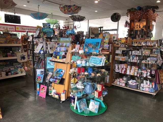 Basically Books-希洛必去景点