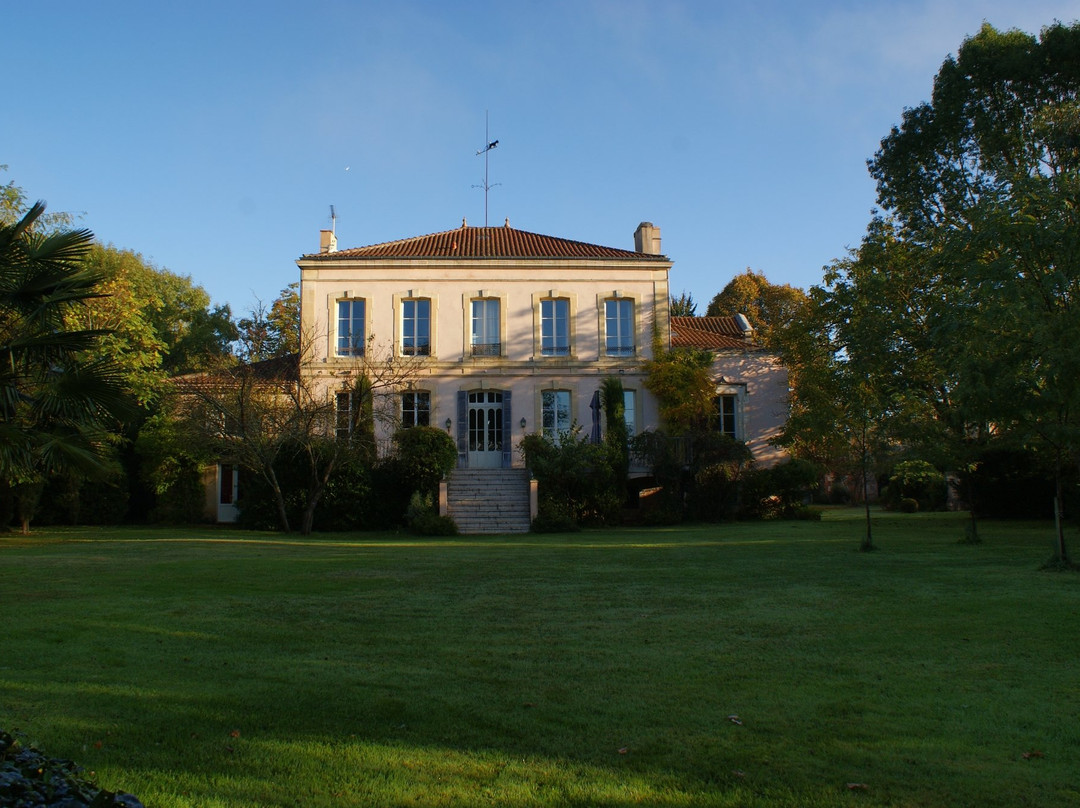 Chateau De Grenier主图