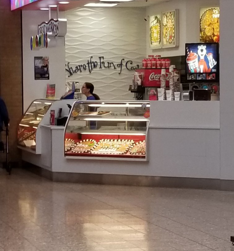 The Eastland Mall-埃文斯维尔必去景点