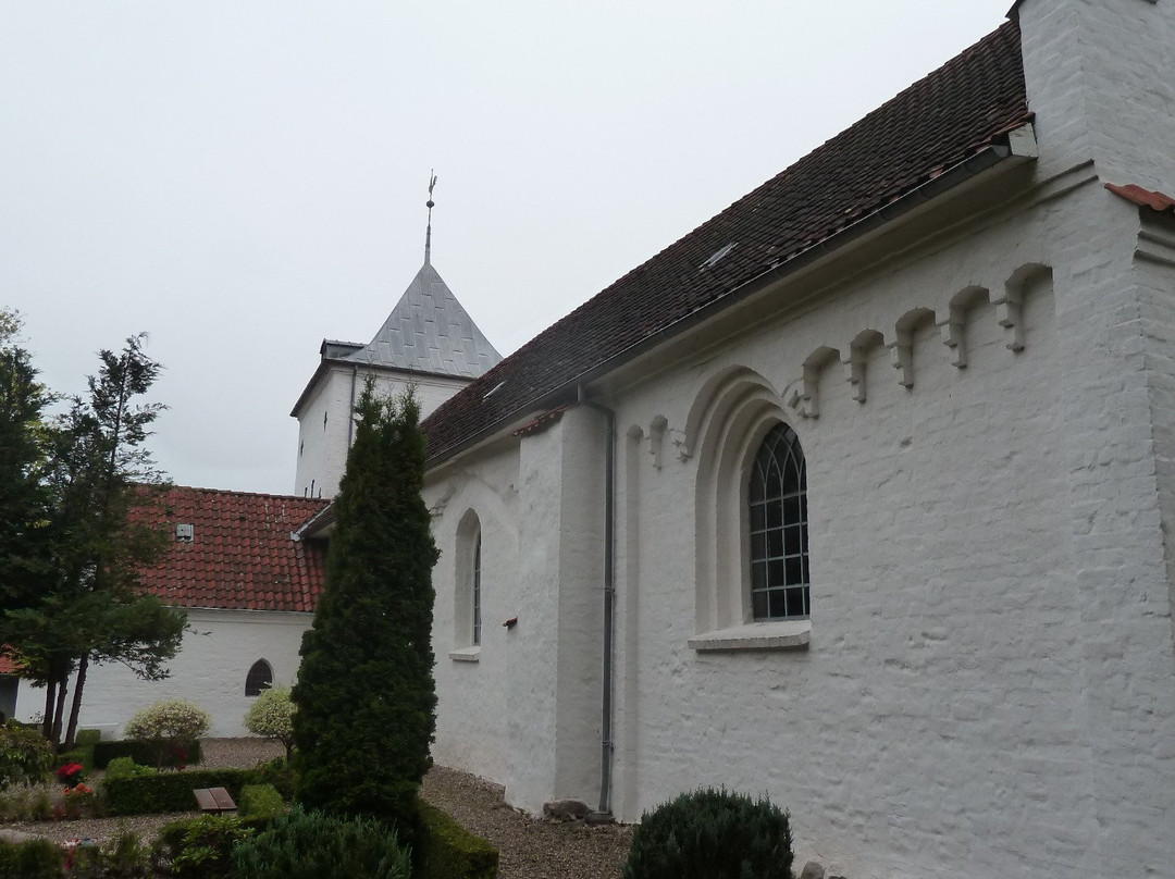 Ormslev Church景点图片