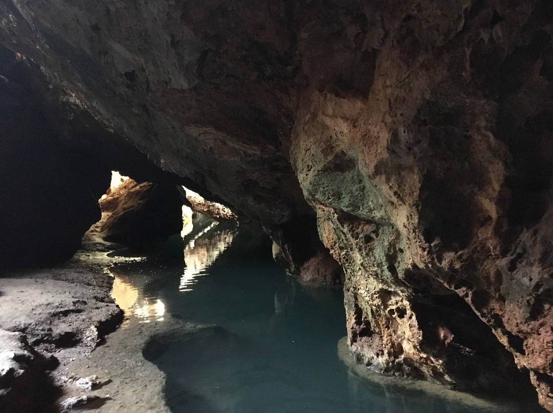 Cueva Del Agua景点图片