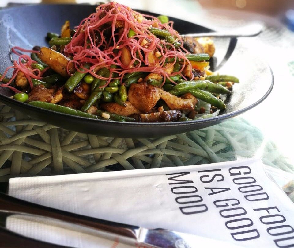 Nahalal餐馆和美食-Cafe Cafe