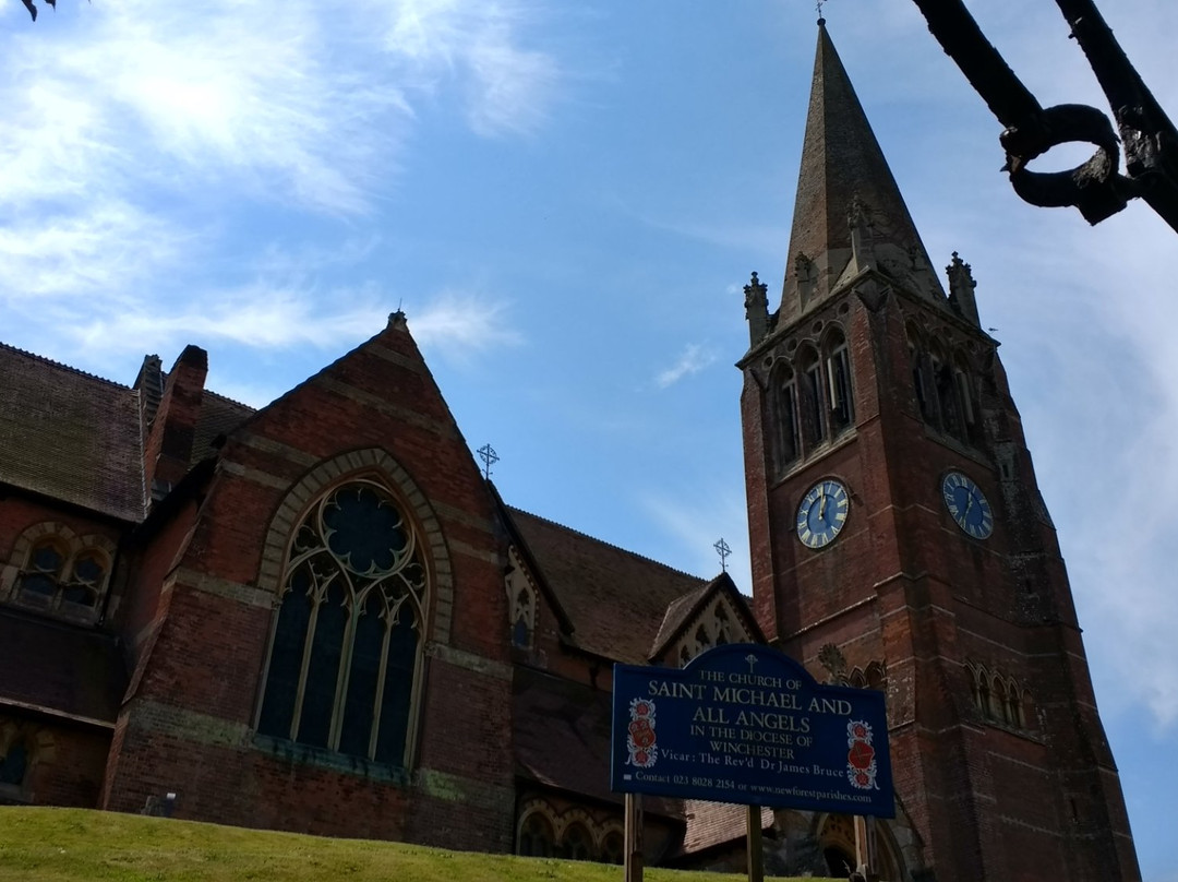 St Michael & All Angels Church, Lyndhurst景点图片