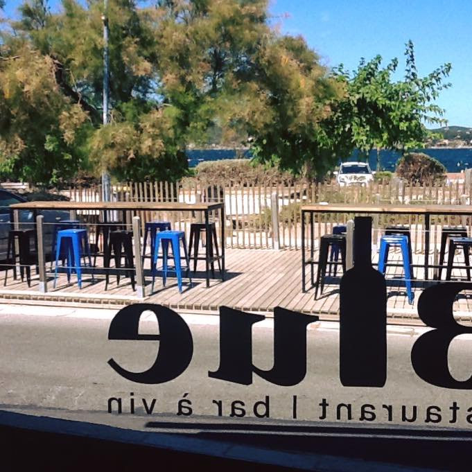 Le Blue- Restaurant Bar à Vin