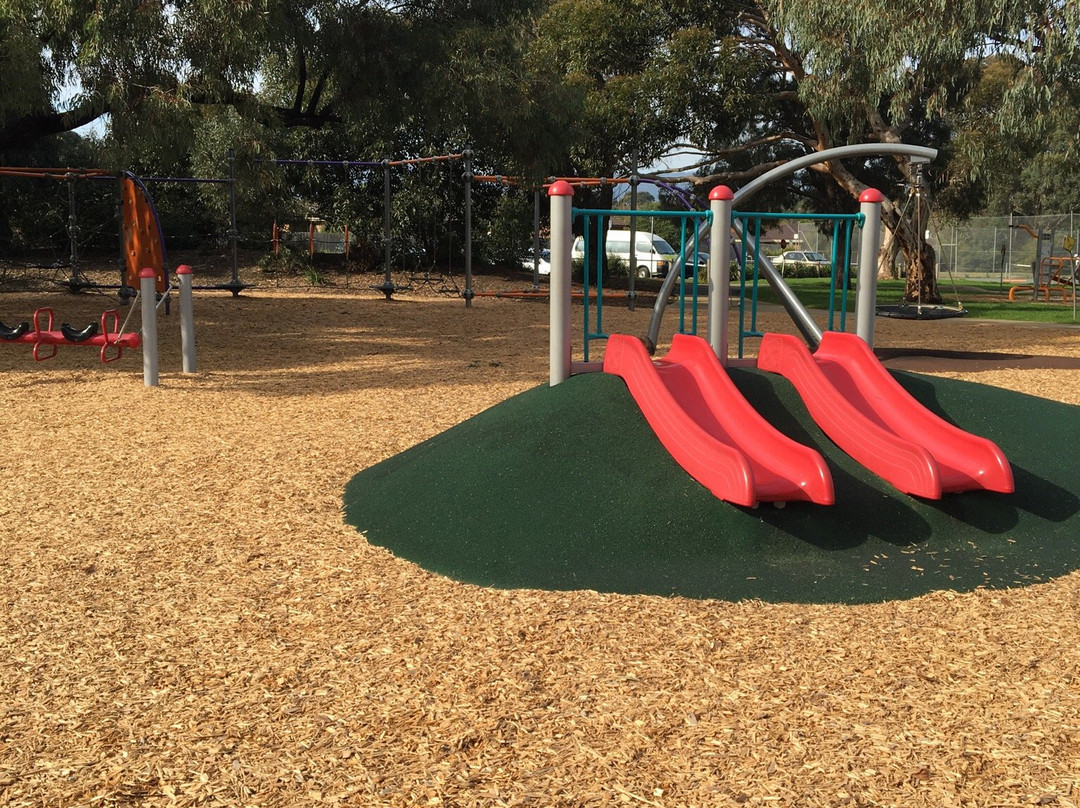 Glen Park Playground景点图片