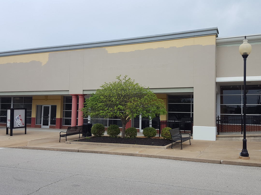 Warrenton Outlet Center-Warrenton必去景点