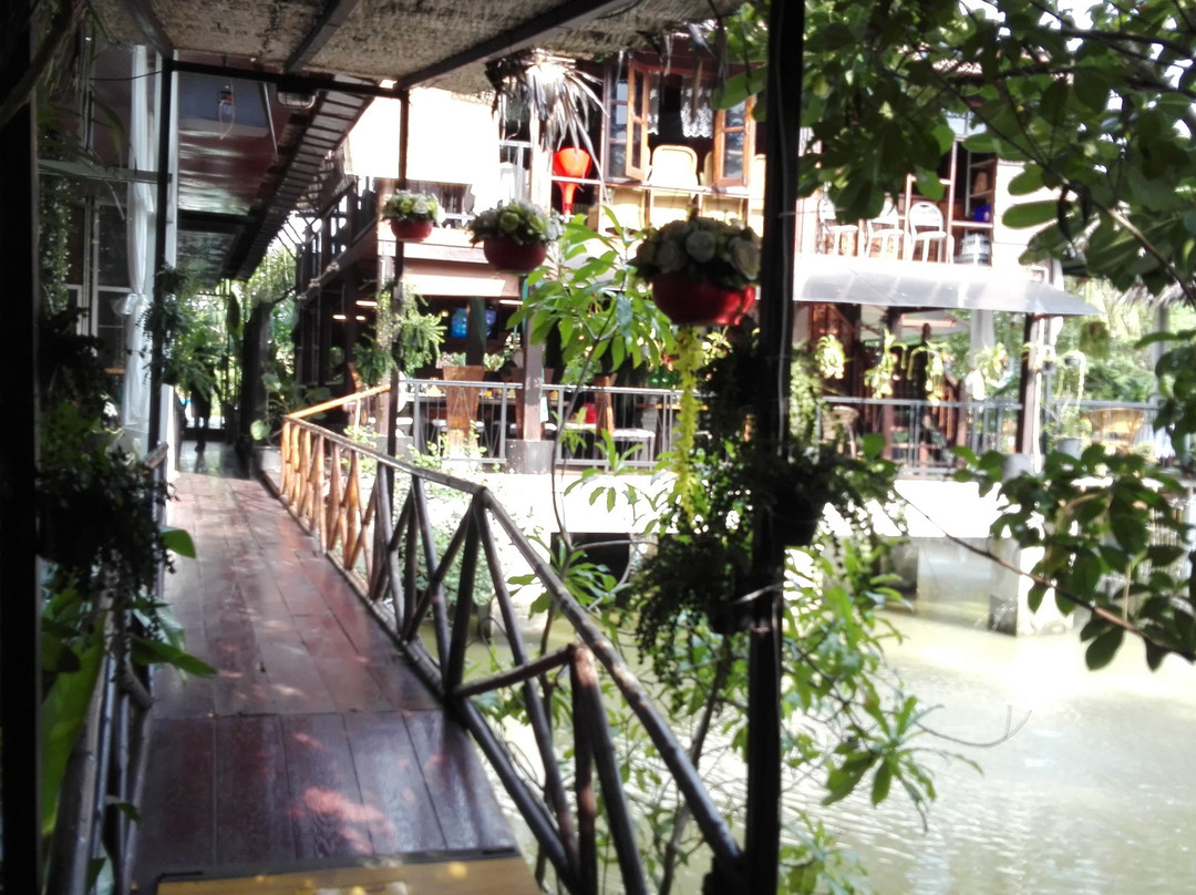 Ruan Rong Rong Resort & Spa主图