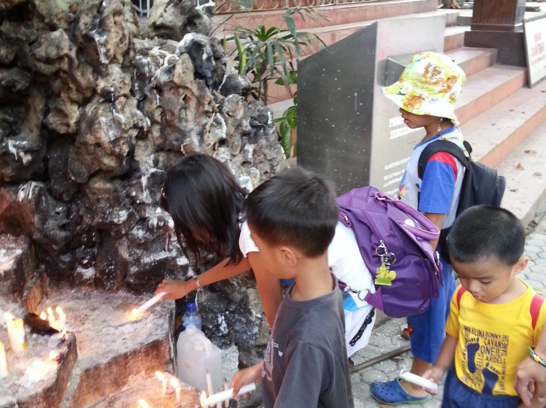 The Cave of Holy Mary Sendangsono-Kulon Progo必去景点